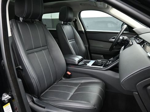 Used 2019 Land Rover Range Rover Velar S AWD/4WD image 27