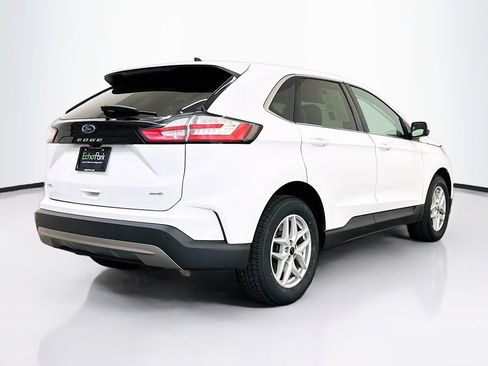 Used 2024 Ford Edge SEL AWD/4WD image 9
