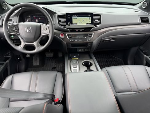 Certified 2024 Honda Passport TrailSport image 13