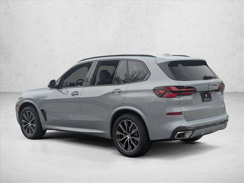 New 2026 BMW X5 xDrive40i w/ M Sport Package image 9