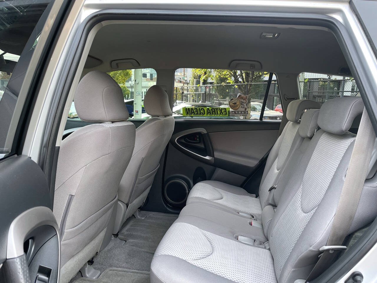 Used 2007 Toyota RAV4 2WD image 17