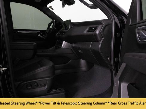 Used 2023 Chevrolet Suburban RST w/ Luxury Package image 43