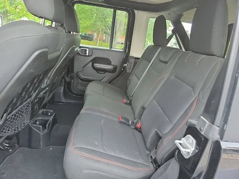Used 2018 Jeep Wrangler Unlimited Rubicon AWD/4WD image 26