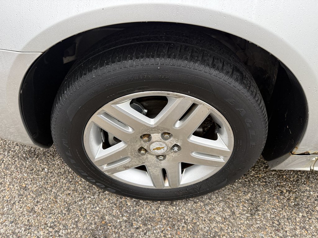 Used 2012 Chevrolet Impala LT w/ LT Sunroof Package FWD image 10