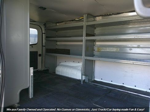 Used 2014 Nissan NV 2500 SV w/ Technology Package image 20