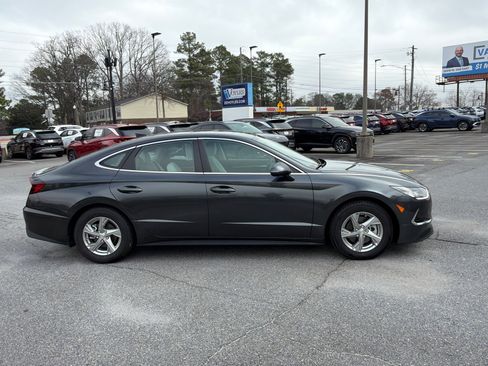 Used 2022 Hyundai Sonata SE image 4