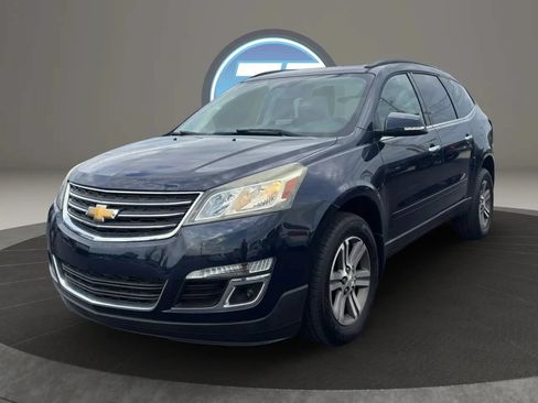 Used 2016 Chevrolet Traverse LT FWD image 4