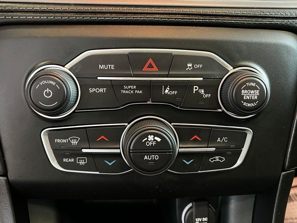 Used 2023 Dodge Charger R/T w/ Plus Group RWD image 13