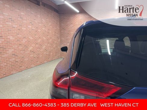 Certified 2023 Nissan Rogue Platinum image 46