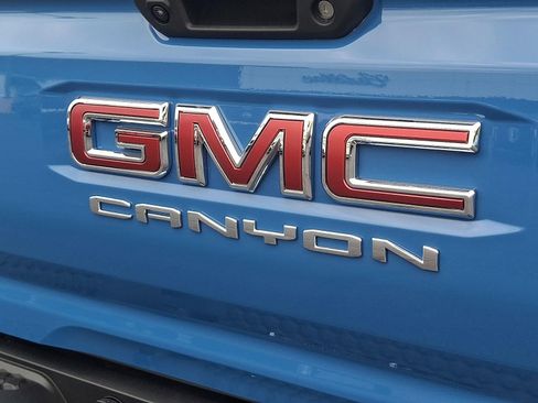 New 2026 GMC Canyon Elevation w/ Convenience Package image 12