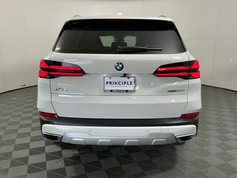 Certified 2024 BMW X5 sDrive40i w/ Parking Assistance Package RWD image 4
