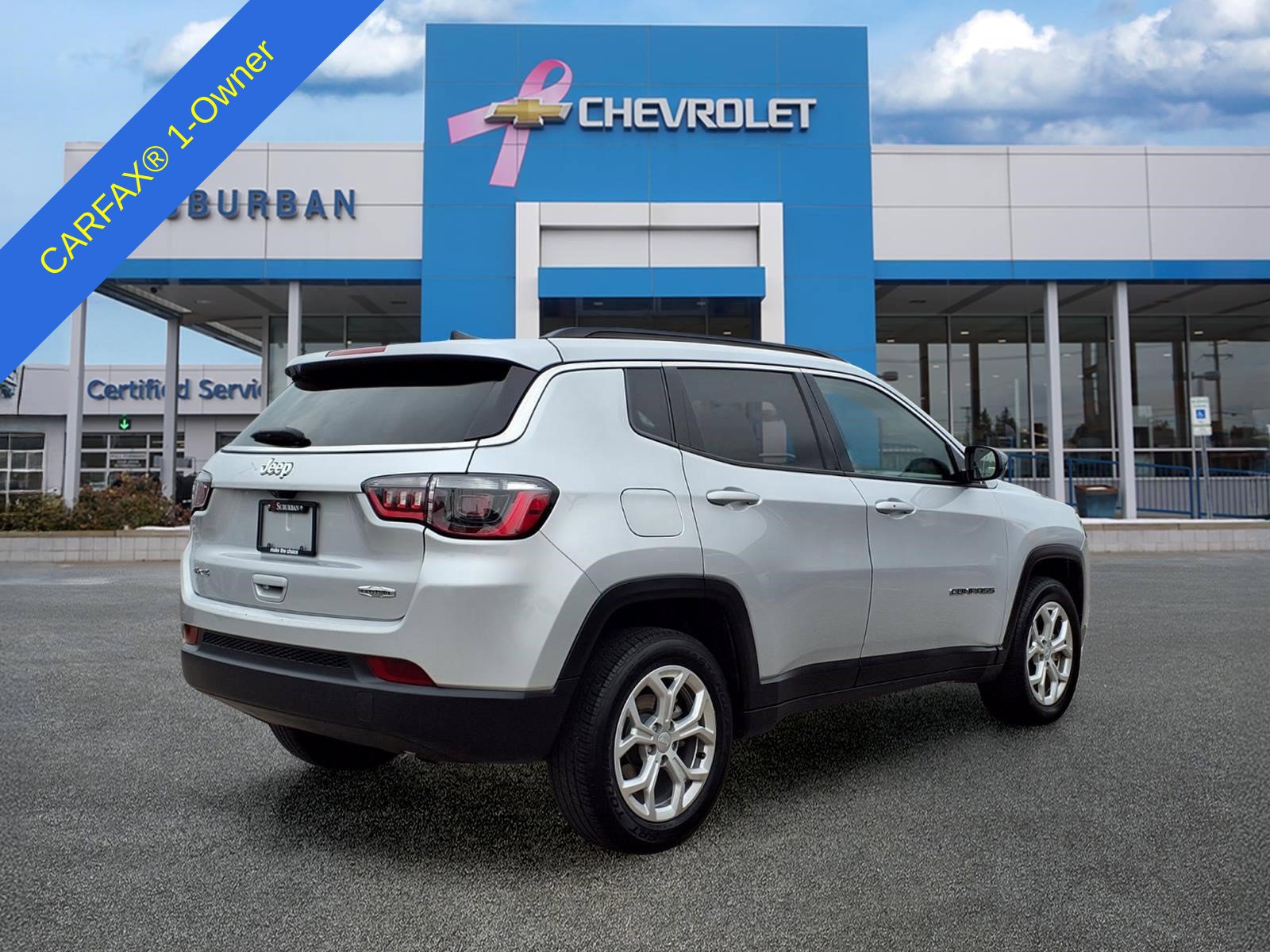 Used 2024 Jeep Compass Latitude AWD/4WD image 5