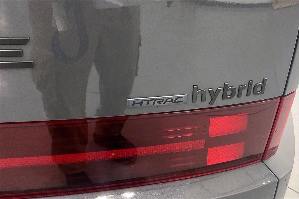 Used 2025 Hyundai Santa Fe Calligraphy AWD/4WD image 40