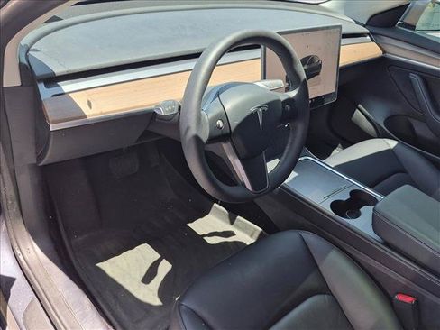 Used 2022 Tesla Model 3 Long Range AWD/4WD image 4