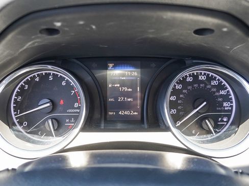Used 2019 Toyota Camry SE w/ Carpet Mat Package FWD image 26