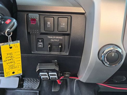 Used 2019 Toyota Tundra SR5 image 29