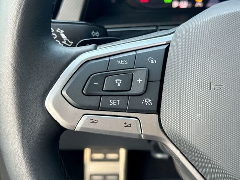 Used 2024 Volkswagen Atlas Peak Edition SEL AWD/4WD image 30