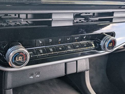 New 2026 Honda Prologue Touring image 13