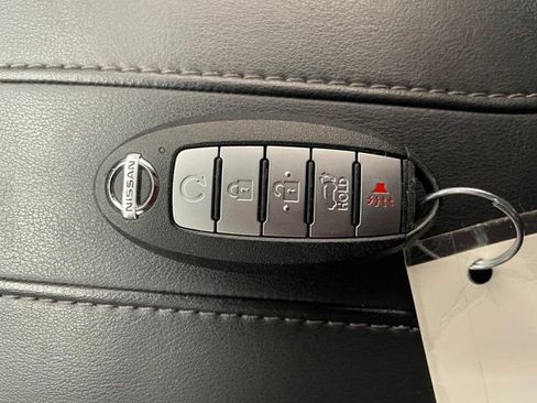Used 2020 Nissan Rogue SV w/ Premium Package AWD/4WD image 24