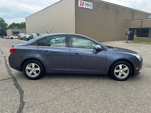Used 2014 Chevrolet Cruze LT FWD image 11