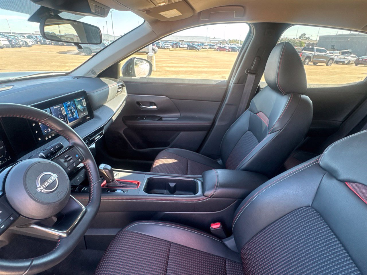 Certified 2026 Nissan Kicks SR FWD image 43