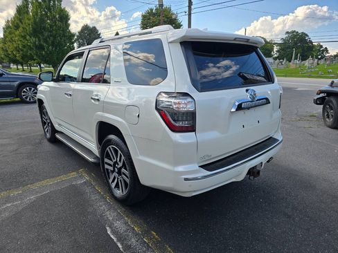Used 2016 Toyota 4Runner Limited AWD/4WD image 5