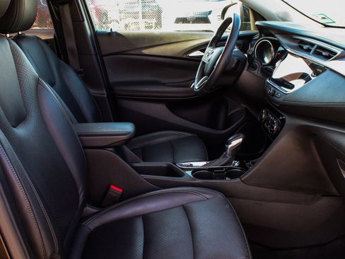 Used 2020 Buick Encore GX Essence w/ Experience Buick Package FWD image 44