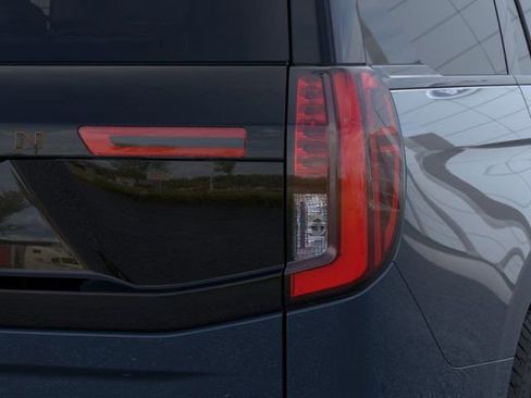 New 2026 Ford Expedition Tremor image 25