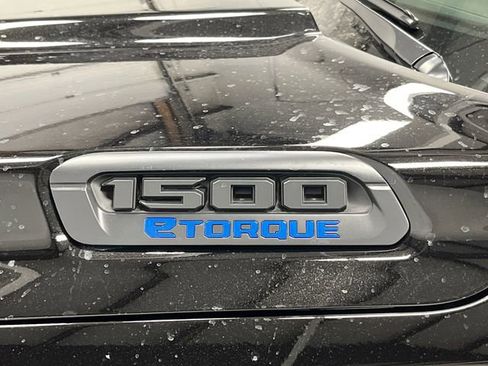 New 2026 RAM 1500 4x4 Crew Cab image 36