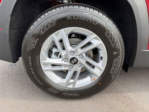 New 2026 Hyundai Tucson SE image 18