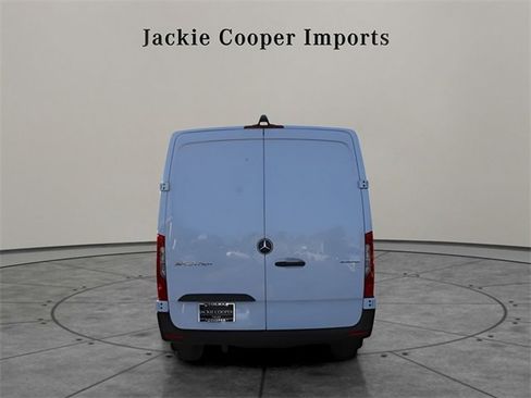 New 2025 Mercedes-Benz Sprinter 2500 image 2