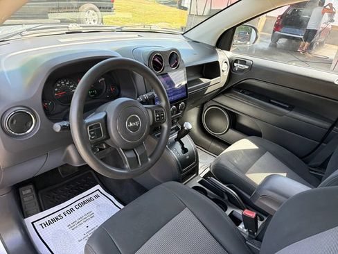 Used 2011 Jeep Compass 4WD w/ All Weather Capability Group image 14