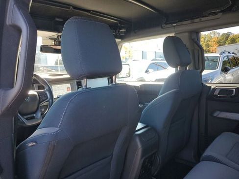 Used 2022 Ford Bronco Outer Banks image 11