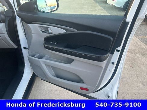 Used 2024 Honda Ridgeline RTL image 16