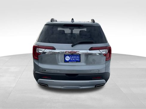 Used 2023 GMC Acadia SLE w/ Driver Convenience Package image 5