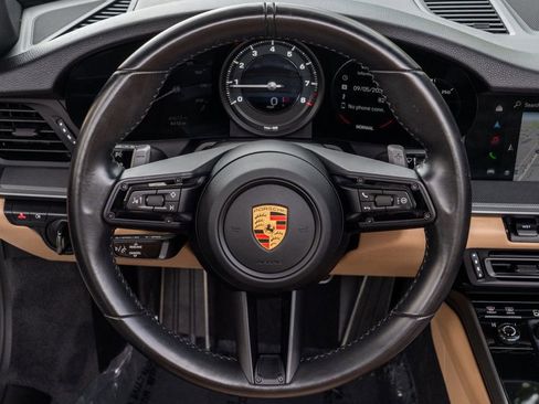 Used 2022 Porsche 911 Carrera image 16