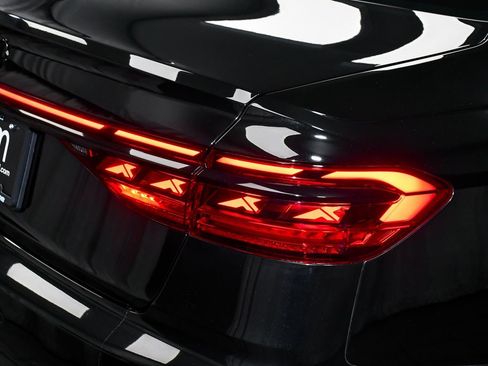 Used 2023 Audi S8 image 92