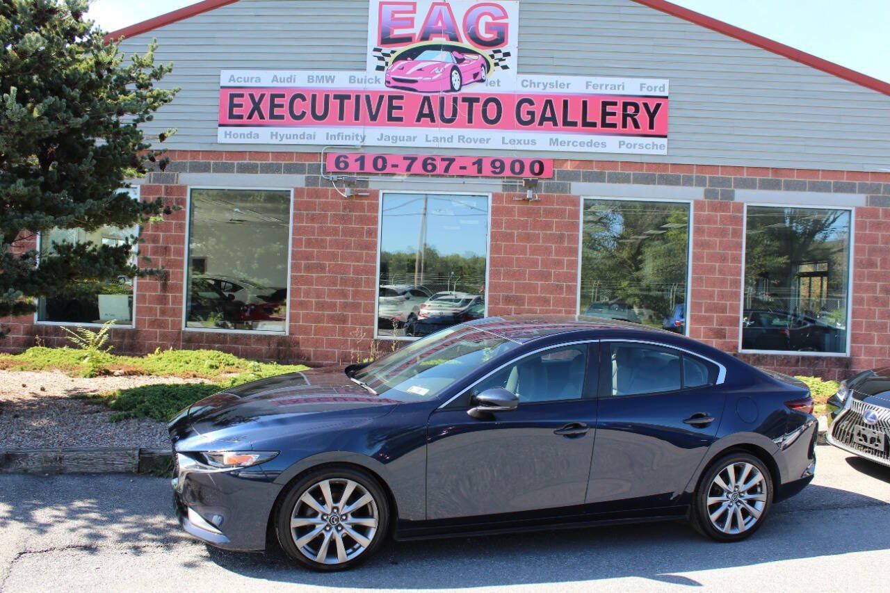 Used 2020 MAZDA MAZDA3 Sedan w/ Select Package FWD image 1