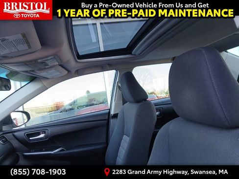 Used 2016 Toyota Camry LE image 19