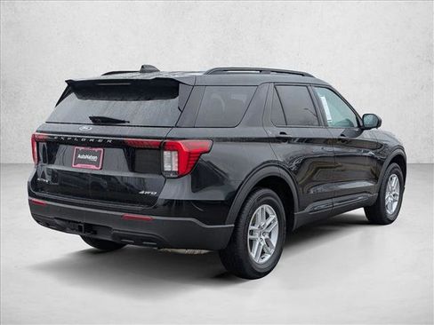 New 2026 Ford Explorer Active image 2