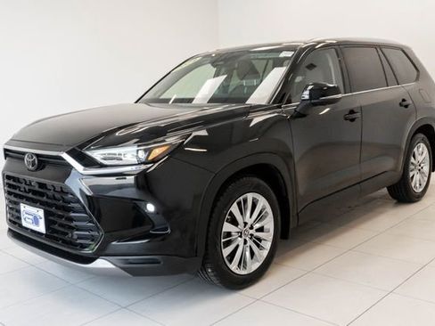 Used 2024 Toyota Grand Highlander Platinum image 6