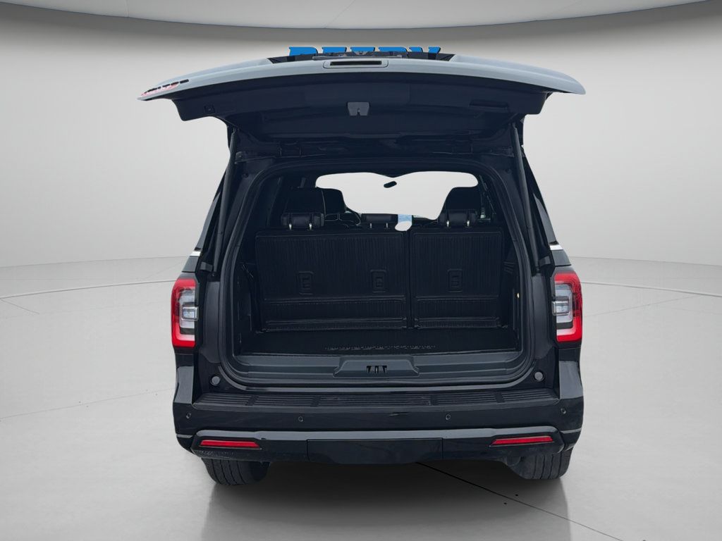 Used 2023 Ford Expedition Limited AWD/4WD image 10