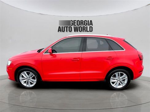 Used 2017 Audi Q3 2.0T Premium Plus w/ Premium Plus Package image 2