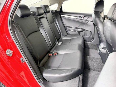 Used 2020 Honda Civic Touring image 41