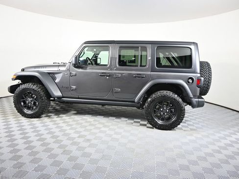 Used 2024 Jeep Wrangler Unlimited Sport AWD/4WD image 3