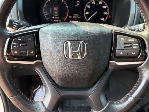 Used 2025 Honda Odyssey Sport-L image 11
