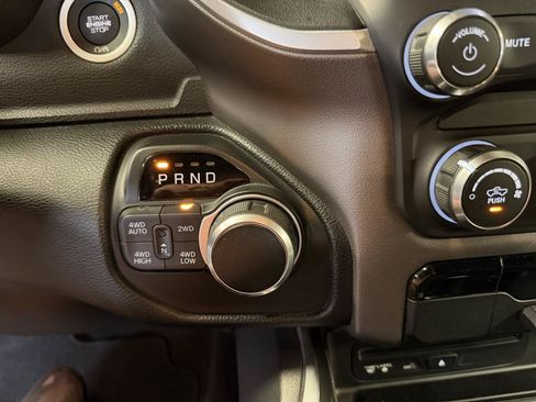 Used 2019 RAM 1500 Big Horn AWD/4WD image 15