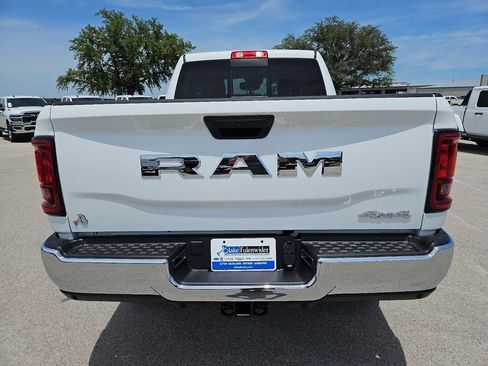 New 2026 RAM 2500 Tradesman AWD/4WD image 6