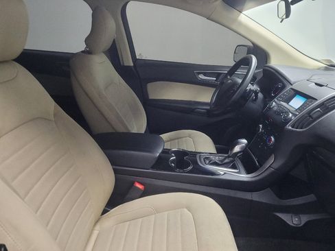 Used 2017 Ford Edge SE AWD/4WD image 21