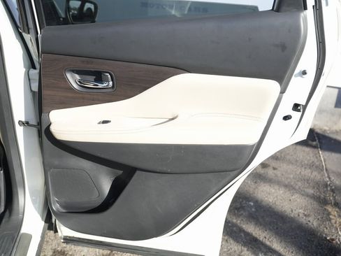 Used 2021 Nissan Murano Platinum w/ Cargo Package image 33